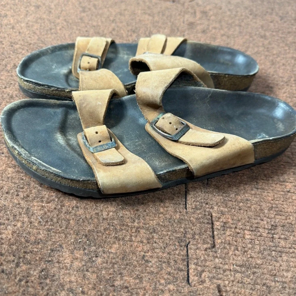 Birkenstock Arizona Tan Suede Two Strap Buckle Slide Sandals Mens 8 Womens 10 41